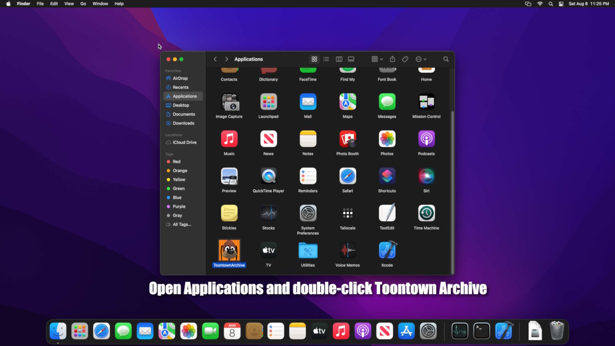 Double-clicking Toontown Archive in the Applications folder